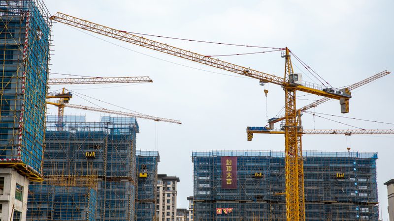 建筑资质代办公司：新办资质，价格背后的考量因素